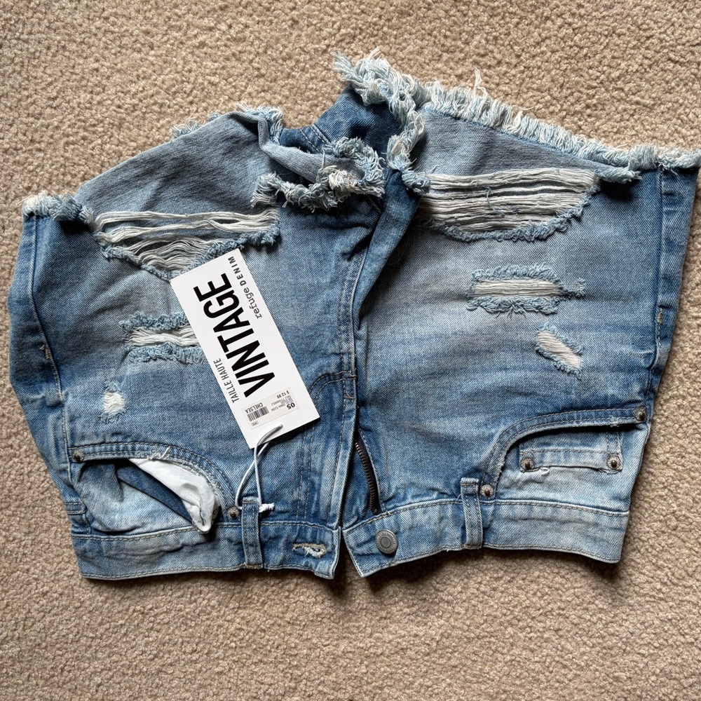 Refuge Light Blue Distressed Jean Shorts
